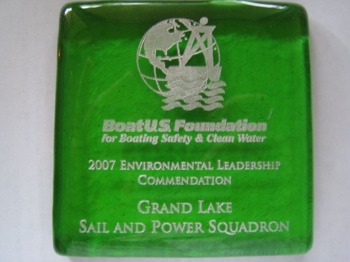 Environmental_Leadership_award_from_BoatUS.jpg (47657 bytes)